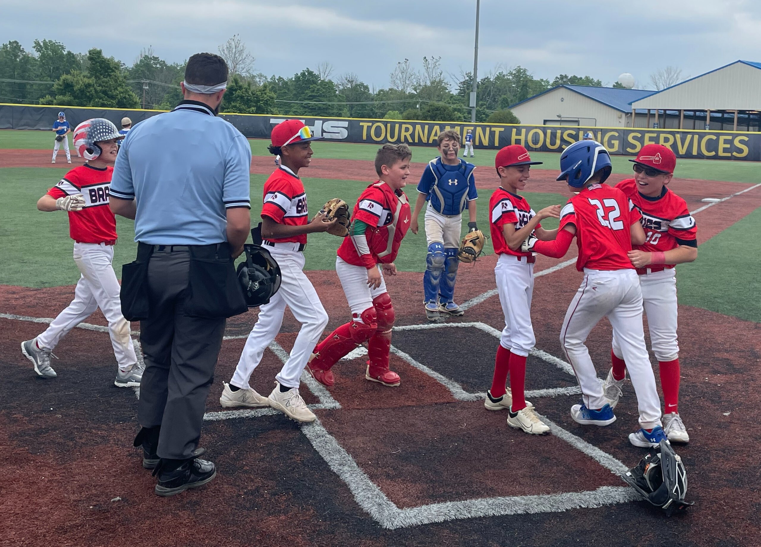 Electric base running fuels Flores Baseball Braves 10U – Diamond Nation